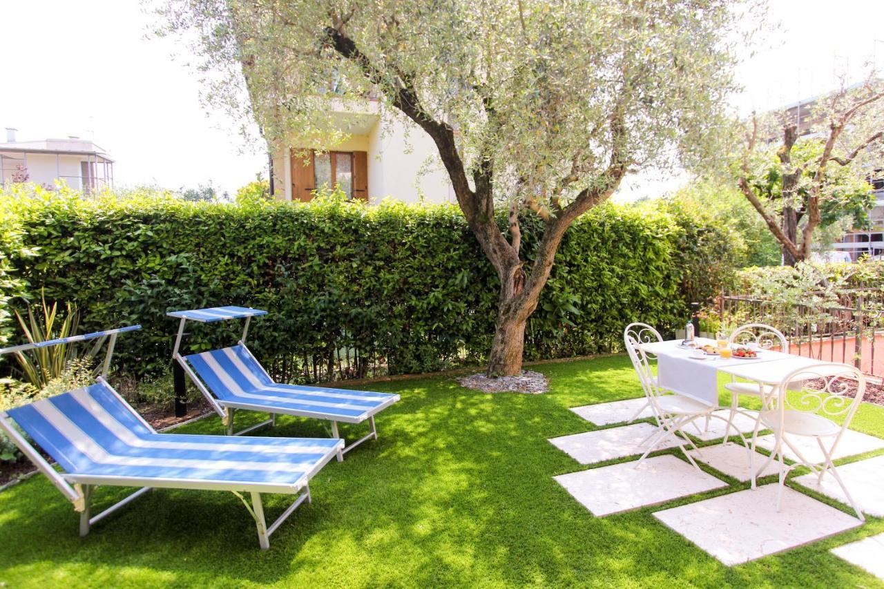 Maison Olive Дезенцано-дель-Гарда Экстерьер фото